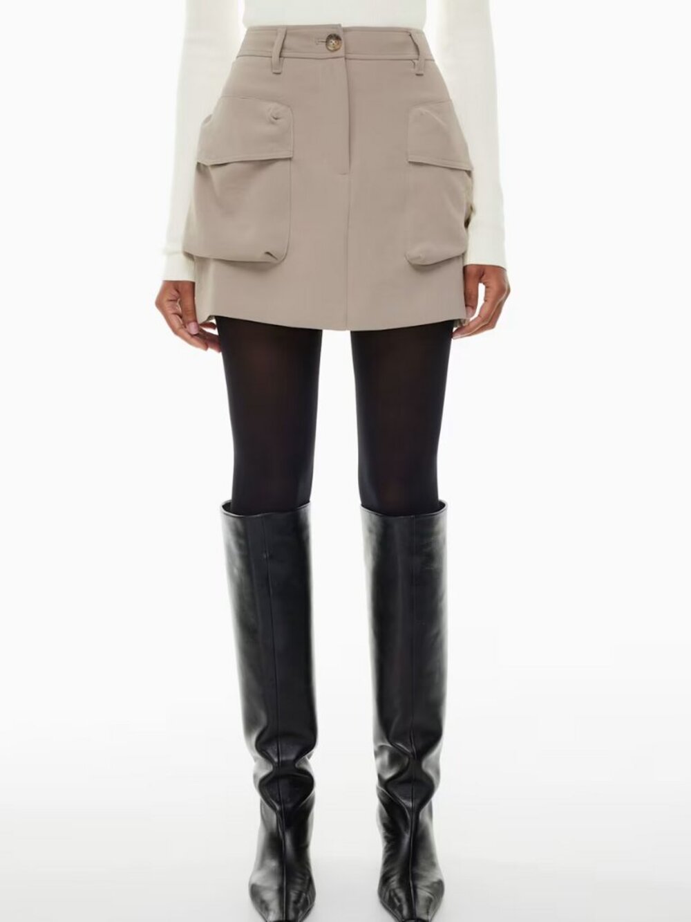 Aritzia-Wilfred Astral Cargo Skirt High-waisted micro crepe cargo skirt 4